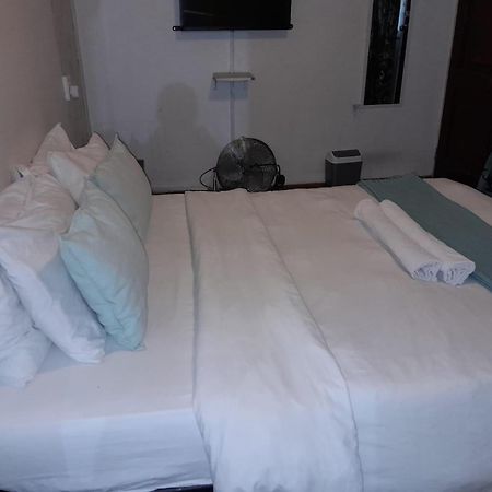 Corgi Guest House Johannesburg Dış mekan fotoğraf